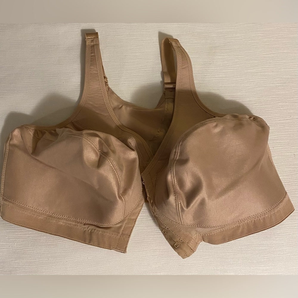 NWOT Goddess TAN Wireless, 40F *P1092